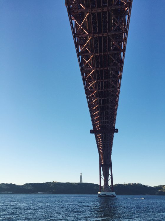 Under the Bridge, Lisbon