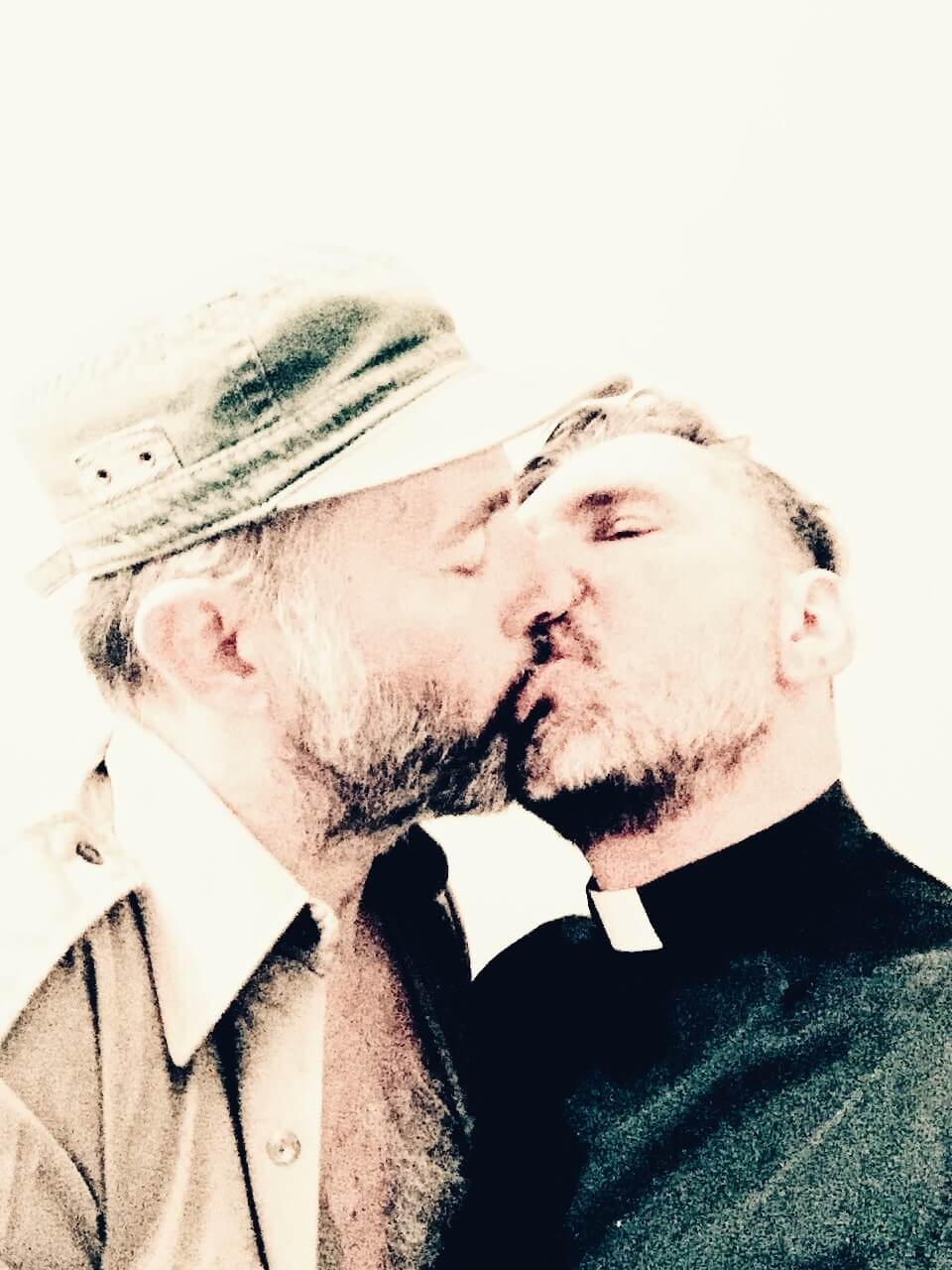 Portuguese Kiss, Lisbon